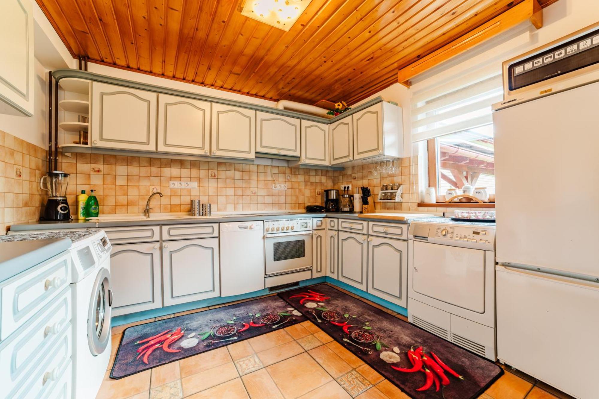 Вилла Casa Poiana Soarelui Брашов Экстерьер фото
